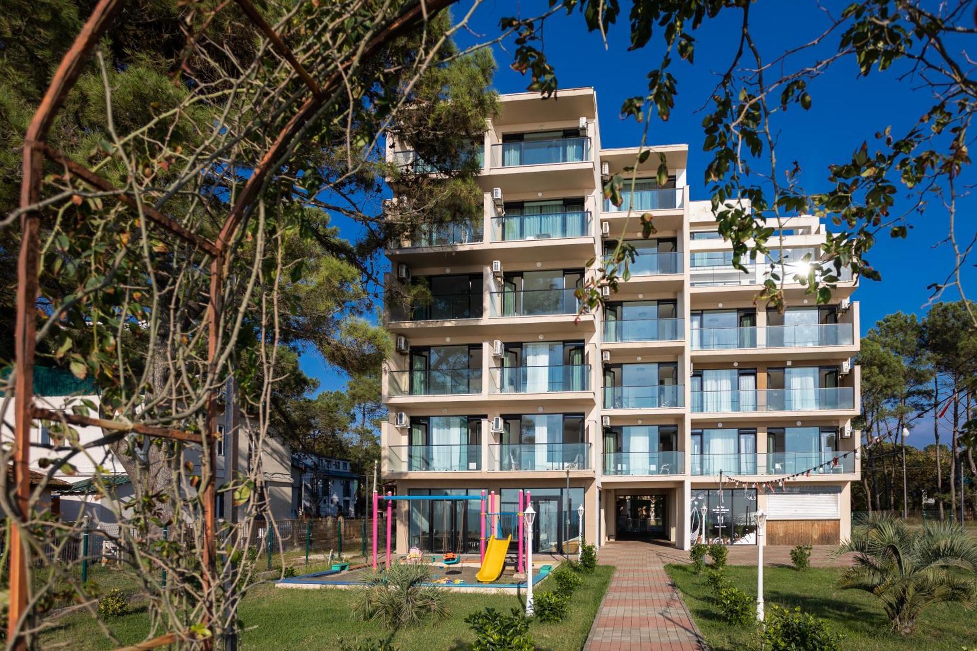 Hotel Bratislava Шекветили Экстерьер фото